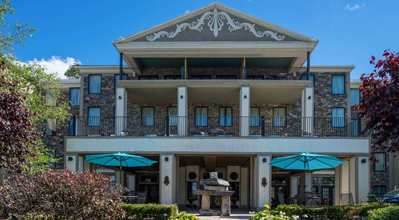 Niagara Crossing Hotel & Spa